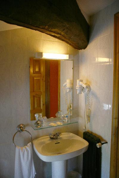 Hotel Posada Del Pas Ontaneda المظهر الخارجي الصورة